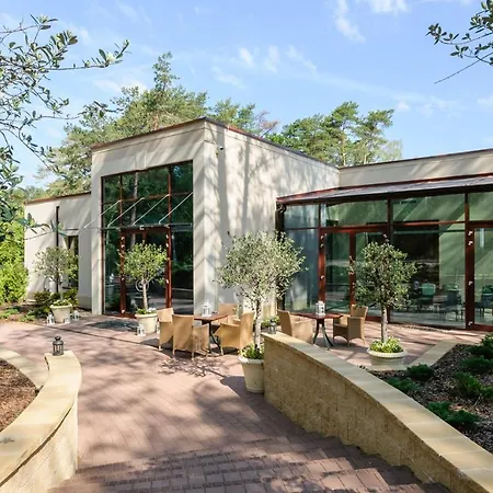 Park Rekreacyjno-biznesowy Woda 4*