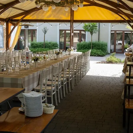 Park Rekreacyjno-biznesowy Woda 4*