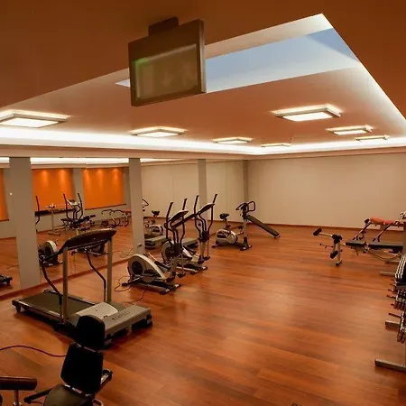 Park Rekreacyjno-biznesowy Woda 4*