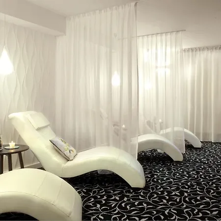 Hotel Park Rekreacyjno-biznesowy Woda Wilga