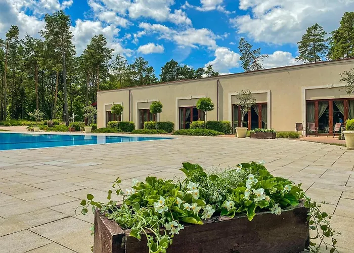 Park Rekreacyjno-biznesowy Woda 4*