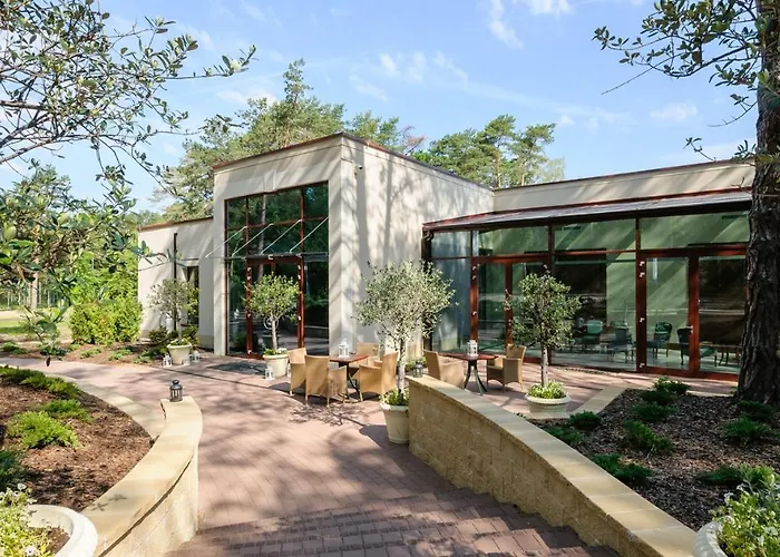 Park Rekreacyjno-biznesowy Woda 4*